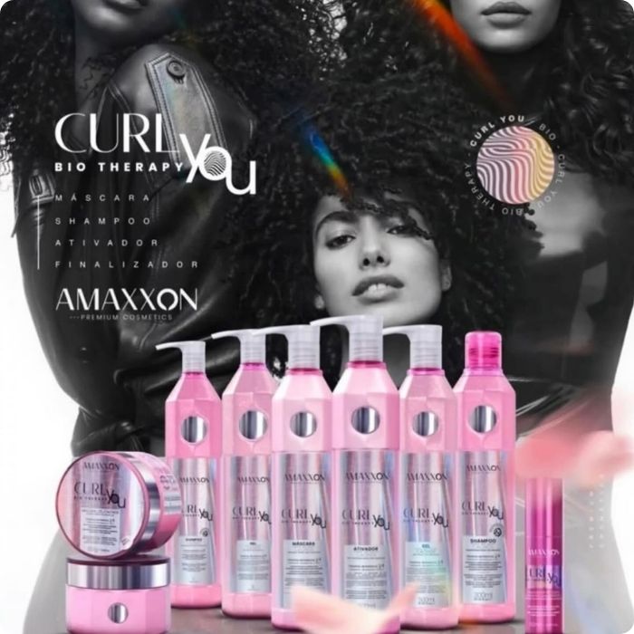 Visuel de campagne CurlYou d'Amaxxon, trois modèles aux textures de cheveux différentes