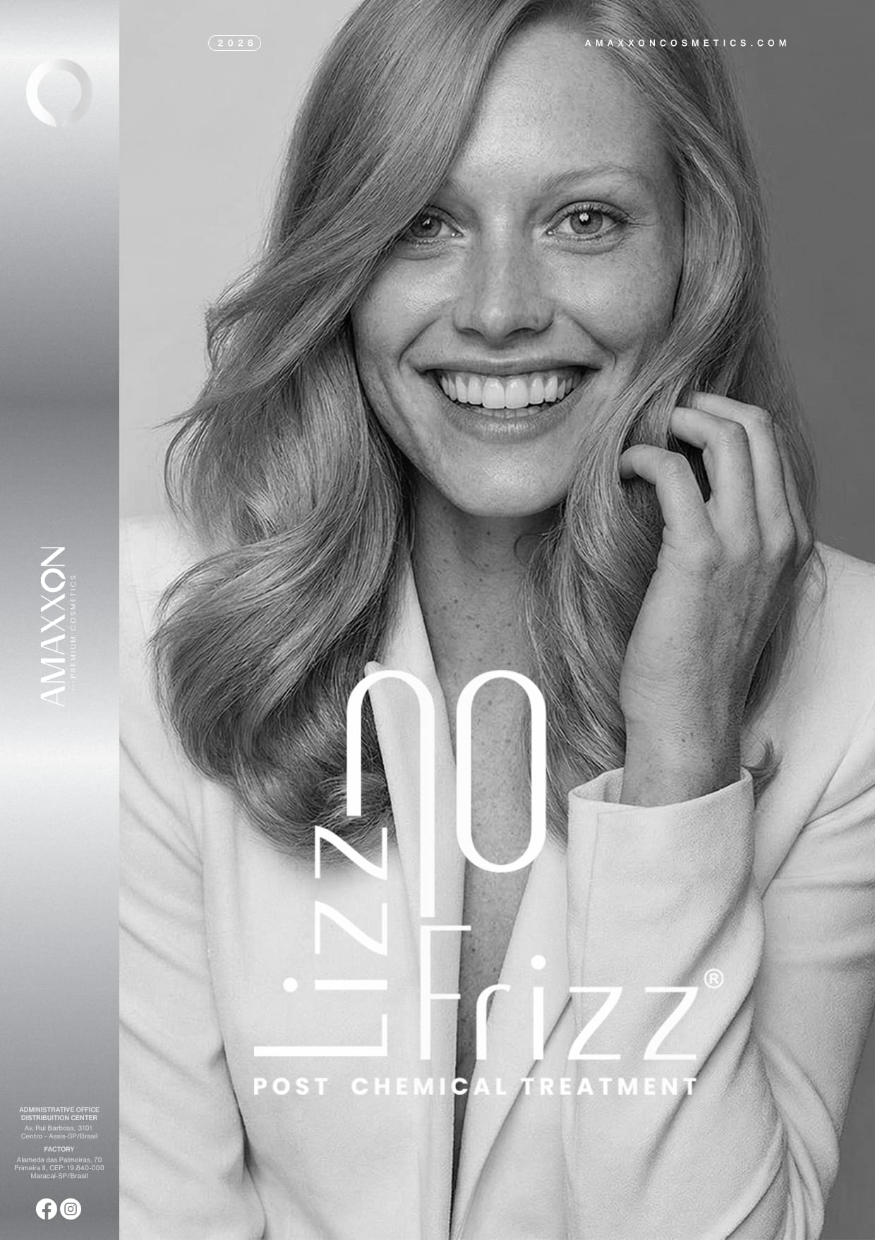Visuel de campagne Amaxxon Lizz No Frizz en noir et blanc, chevelure travaillée après traitement post-chimique